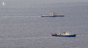 Tàu Trung Quốc tăng cường hoạt động, liên tục xâm phạm EEZ nước khác