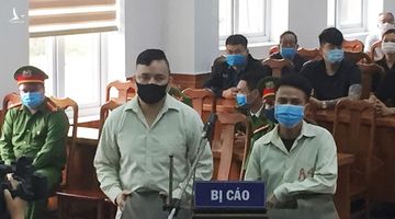 Hai kẻ đánh CSGT ở chốt kiểm dịch Quảng Ninh nhận kết đắng