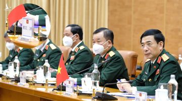 Tại sao bảng tên của tướng Phan Văn Giang lại ghi bằng tiếng Trung Quốc?