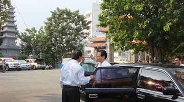 Nguyên Thủ tướng Nguyễn Tấn Dũng muốn mua lại 2 ô tô VPCP thanh lý