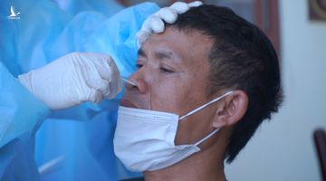 Chấn động: 15 người mắc bệnh sau ca COVID-19 đầu tiên ở Hà Nam, khẩn trương xét nghiệm