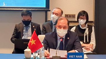 Việt Nam đề cập ‘hành động đơn phương ở Biển Đông’ tại hội nghị ASEAN – Trung Quốc