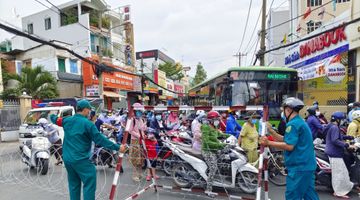 Chúng ta có nên chống dịch kiểu Mỹ chưa?