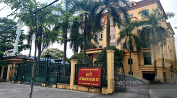Phó Giám đốc Sở KHĐT Thái Nguyên uống rượu trước khi “sàm sỡ” nữ nhân viên tại phòng làm việc