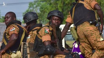 Tấn công khủng bố đẫm máu tại Burkina Faso – Tổng thống tuyên bố 3 ngày quốc tang