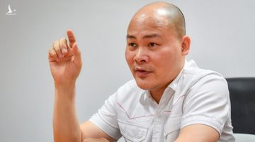 CEO Nguyễn Tử Quảng báo tin mừng, bày mưu để Hà Nội quét hết F0