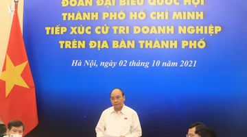 Chủ tịch nước Nguyễn Xuân Phúc: ‘Ánh sáng đã xuất hiện ở cuối đường hầm’