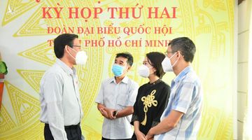 Chủ tịch Phan Văn Mãi: TP HCM dự kiến cho quán ăn ở ‘vùng xanh’ bán tại chỗ