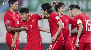 Thủng lưới phút bù giờ, tuyển Việt Nam thua 2-3 trước Trung Quốc
