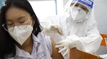 40.000 trẻ 12-17 tuổi ở TP.HCM đã tiêm vaccine, chưa có trường hợp phản ứng nặng