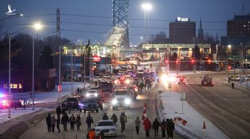 Canada tê liệt vì “đoàn xe tự do”