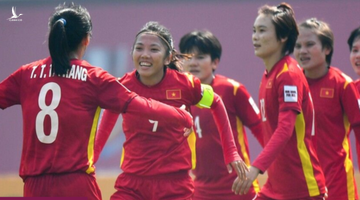 Tuyển nữ Việt Nam đến gần chiếc vé dự World Cup 2023 sau khi đánh bại Thái Lan