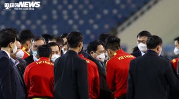 Thủ tướng: Đội tuyển Việt Nam đã mang lại bữa tiệc bóng đá đúng ngày mùng 1 Tết