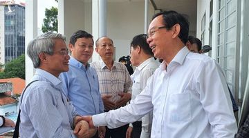 Một thành phố ấm áp nghĩa tình