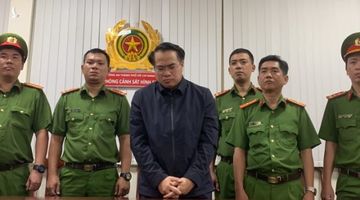 Bắt Cục trưởng Cục Đăng kiểm Việt Nam