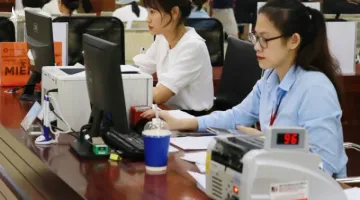 Bộ Nội vụ đề xuất, chính quyền địa phương bố trí nhà ở công vụ, chính sách hỗ trợ điều kiện đi lại và làm việc cho cán bộ