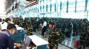 Tình hữu nghị Việt – Lào: Quân đội hai nước chung tay trong lễ kỷ niệm trọng đại