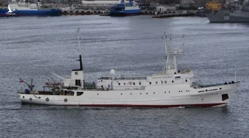 Nga chuyển giao tàu nghiên cứu khoa học cho Việt Nam