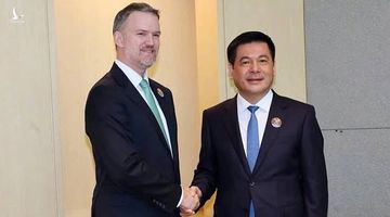ĐÀM PHÁN THUẾ QUAN: KHÔNG LÙI BƯỚC