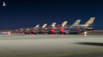 Iran phóng hơn 100 drone trả đũa Israel