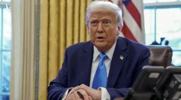 Tổng thống Trump ký tuyên bố cấm nhập cảnh với công dân từ 12 quốc gia