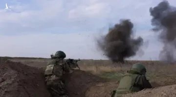 Chiến trường Ukraine rực lửa, quân Nga tràn lên mọi mặt trận