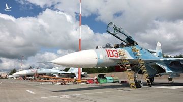 Quân đội Nga đã phóng kỷ lục 480 máy bay không người lái, Ukraine tấn công 5 sân bay quân sự