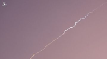 Israel cáo buộc Iran vi phạm lệnh ngừng bắn