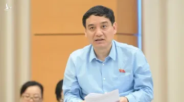 Từ đề thi “gây sốc” đến hàng giả tràn lan: Quốc hội không đứng ngoài cuộc