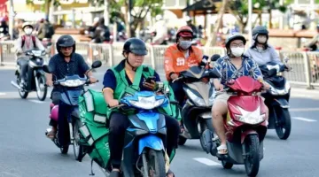 TP.HCM hạn chế xe xăng sẽ bắt đầu từ ai và khu vực nào?