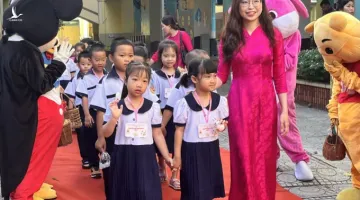 Công khai các khoản thu dịch vụ giáo dục TP.HCM: Tăng cường chăm sóc và hỗ trợ học sinh trong năm học mới