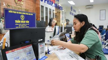 Tiến tới bộ máy tinh gọn, lương thưởng rõ ràng, trách nhiệm cụ thể