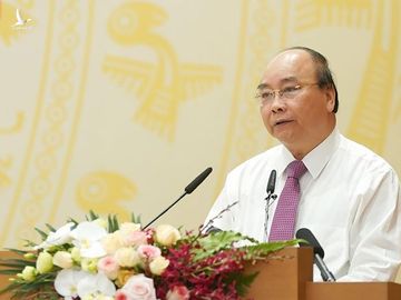 Thủ tướng Nguyễn Xuân Phúc chủ trì phiên họp trực tuyến Chính phủ với các địa phương