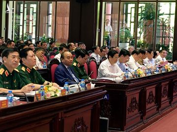 Các đại biểu tham dự hội nghị.