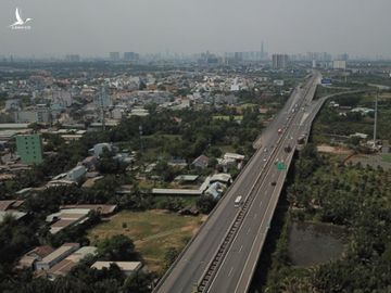 Nhà đầu tư ngoại, chủ yếu là Trung Quốc, chiếm hơn một nửa trong tham gia sơ tuyển các dự án cao tốc Bắc - Nam  /// Ảnh: Độc Lập