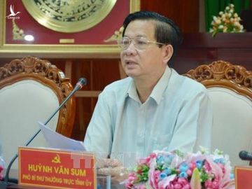 Phó bí thư Tỉnh ủy Sóc Trăng Huỳnh Văn Sum