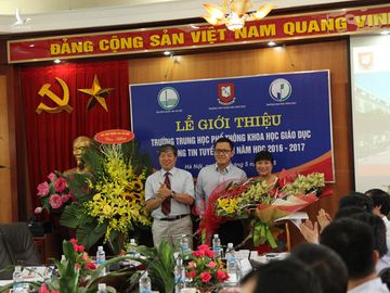 Trường Trung học phổ thông Khoa học Giáo dục đầu tiên chính thức ra mắt. 