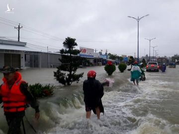 Phú Quốc ngập lịch sử: Bí thư huyện bác tin 'ngập gần như toàn bộ đảo' - ảnh 1