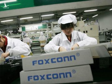 Sự trỗi dậy của Apple phụ thuộc rất lớn vào Foxconn và dây chuyền sản xuất tại Trung Quốc. Ảnh: Reuters. 