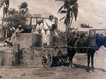  Cư dân trên đảo St Croix (thuộc quần đảo Virgin ngày nay) năm 1916. (Ảnh: Getty). 