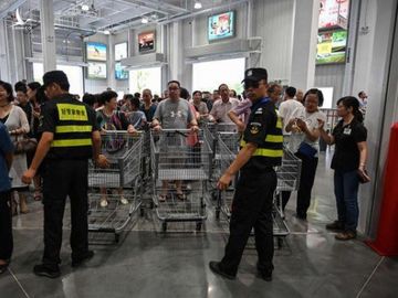 Ngay khai truong 'dien ro' cua sieu thi Costco tai Trung Quoc hinh anh 14 