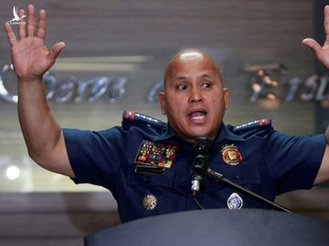 Thượng nghị sĩ Philippines Ronald dela Rosa khi còn là chỉ huy lực lượng cảnh sát quốc gia /// Reuters