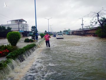 Phú Quốc ngập lịch sử, nghìn người vật lộn trong 'trận đại hồng thủy'