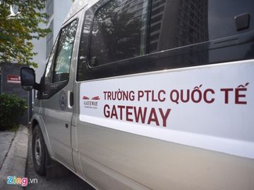 Oto cho be trai truong Gateway tu vong la xe hoat dong khong phep hinh anh 1 