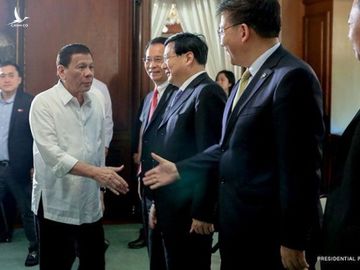 Bắc Kinh lại mời ông Duterte đến trao đổi chuyện biển Đông - ảnh 1