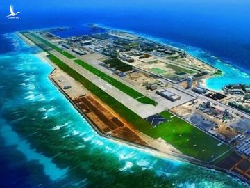 Đá Chữ Thập trong quần đảo Trường Sa của VN bị Trung Quốc chiếm đóng và xây dựng thành đảo nhân tạo phi pháp /// Ảnh: Chụp màn hình SCMP