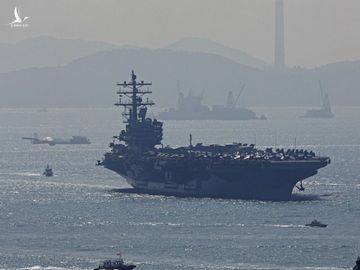 Tàu sân bay Mỹ USS Ronald Reagan thăm Hồng Kông tháng 11/2018 (Ảnh: Roy Issa/SCMP) 