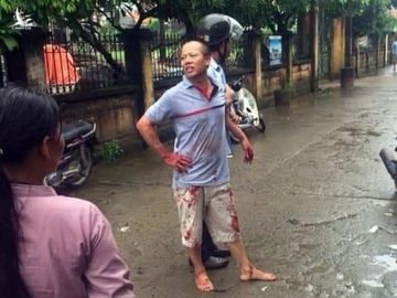 Dân làng Bồng Lai ám ảnh trước cái vẫy tay chào bà con lần cuối của kẻ gây thảm sát cả nhà em ruột - Ảnh 2.