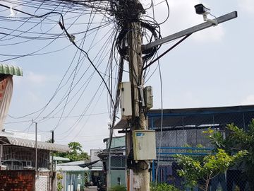 Trong hẻm 145 đường Lê Hồng Phong, TP Sóc Trăng, có 8 camera. Ảnh: Tuấn Anh. 