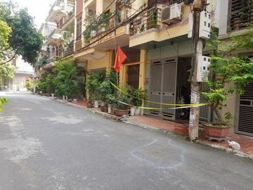 Vụ sát hại 2 nữ sinh rồi nhảy từ tầng 5: Nam sinh nhắn nhủ cháu họ đêm trước ngày gây án? - Ảnh 1. Vụ sát hại 2 nữ sinh rồi nhảy từ tầng 5: Nam sinh nhắn nhủ cháu họ đêm trước ngày gây án? - Ảnh 1.